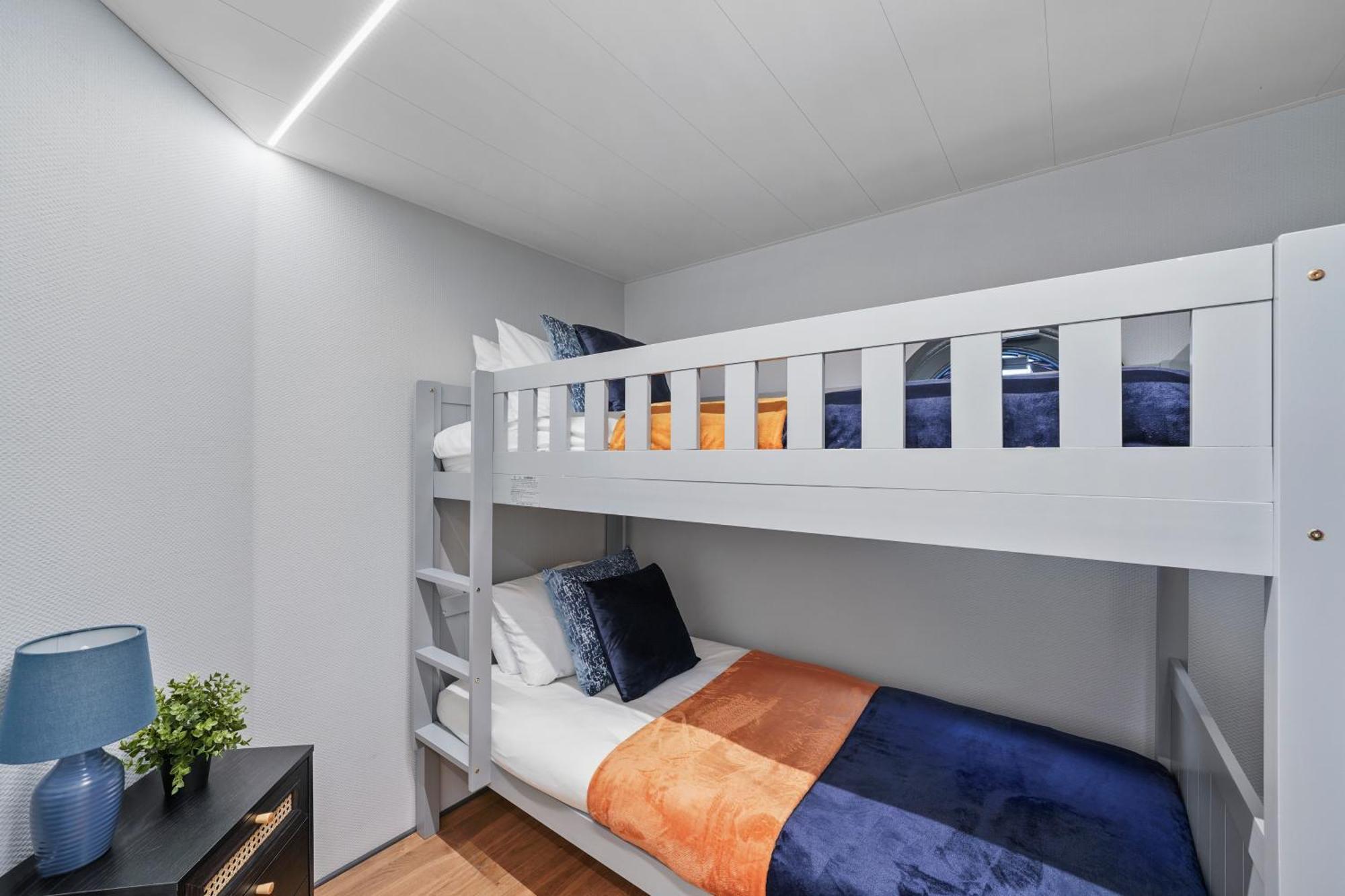 Unique Water Lodge In London - Sleeps 6 Eksteriør bilde
