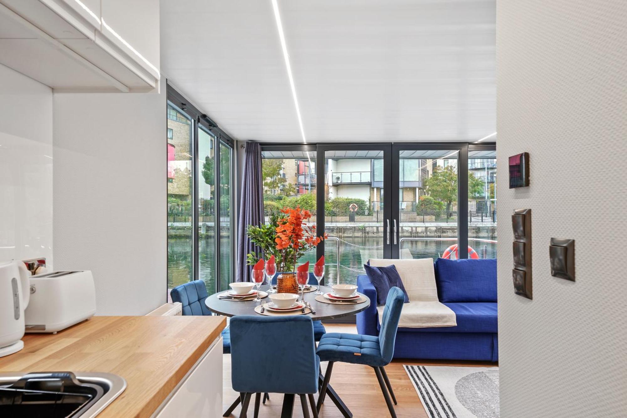 Unique Water Lodge In London - Sleeps 6 Eksteriør bilde